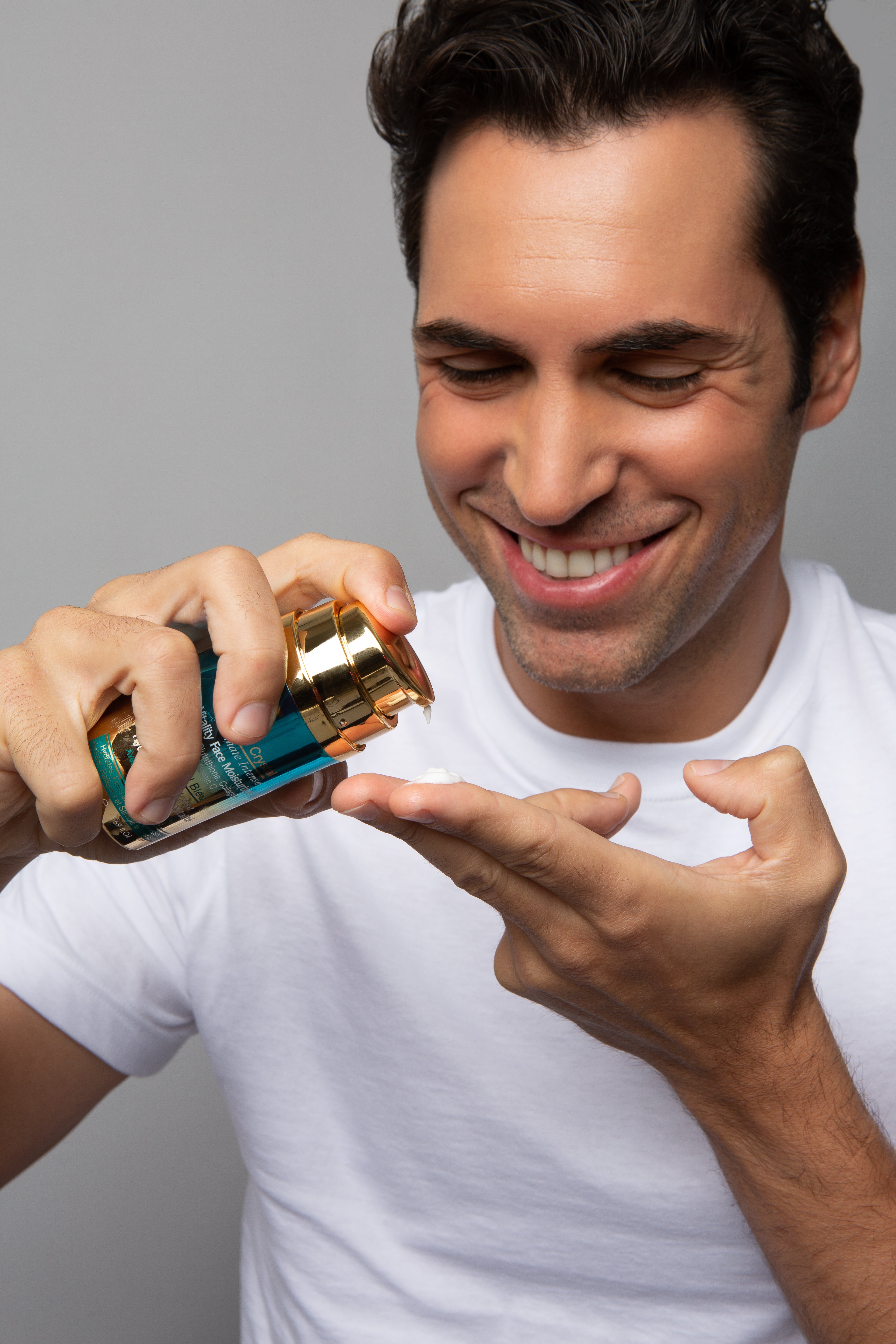 Beauty & Skincare Photography | Makari de Suisse Style