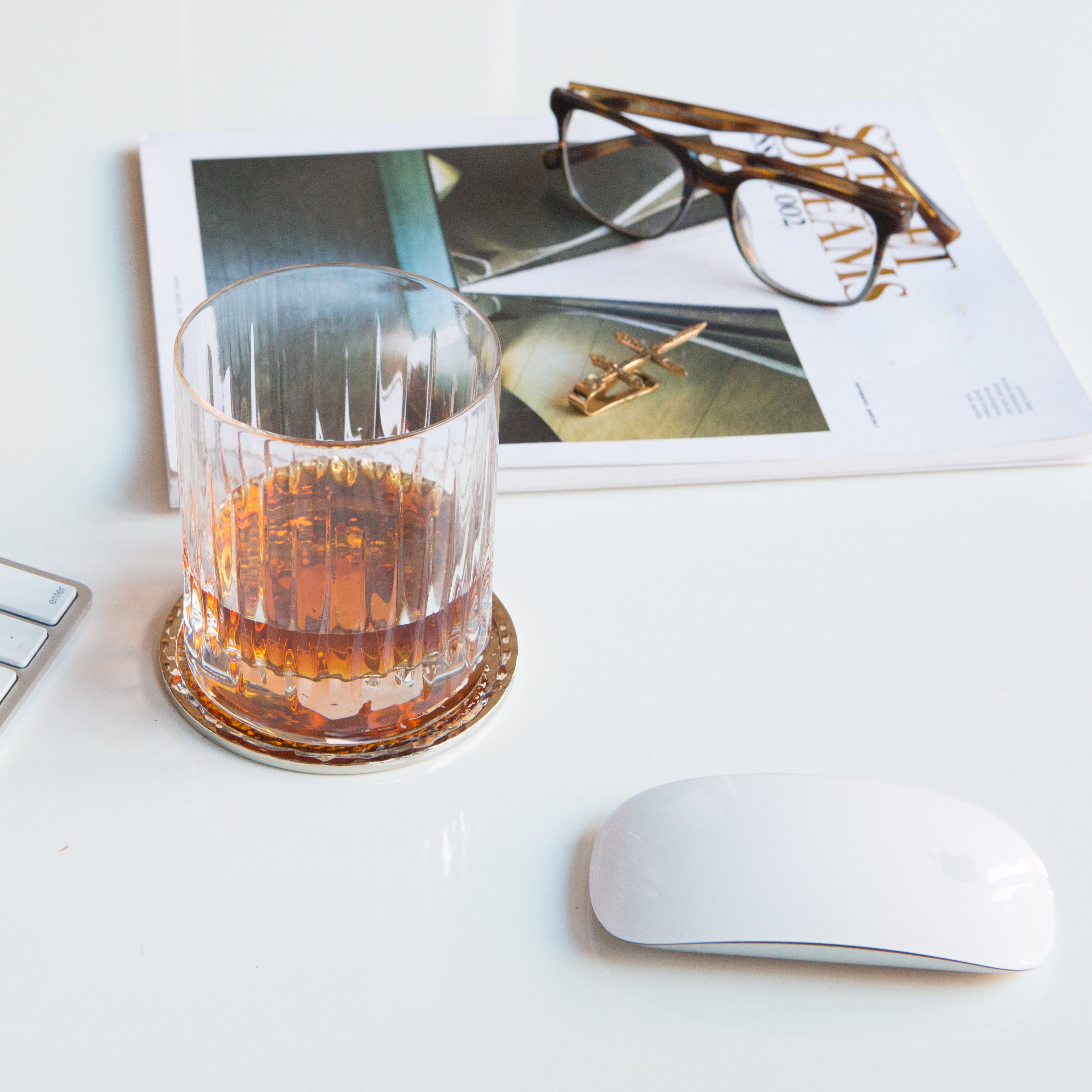 Product & Lifestyle Photography – D’USSÉ Cognac Style
