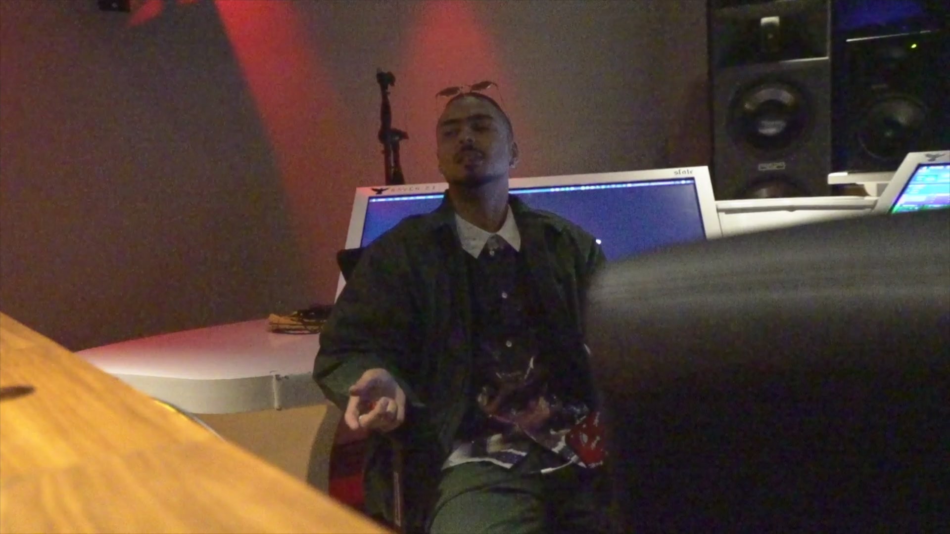 Behind-the-Scenes Studio Video for Artists & Music Creatives